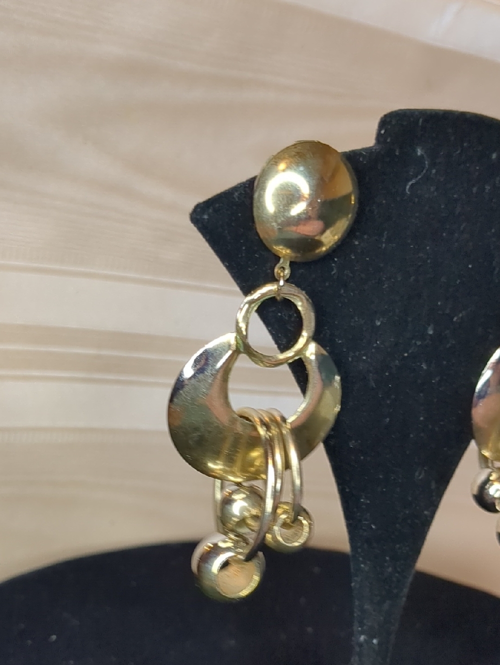 Vintage 80s Gold Multi Hoop Dangle Earrings Modernist Chandelier Pierced - Picture 3 of 7